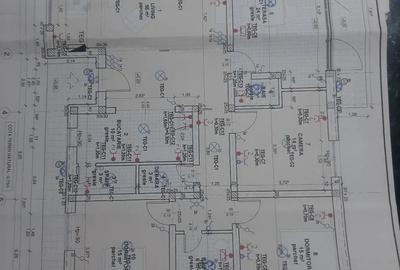 Casă cu Teren 800 Mp în Central