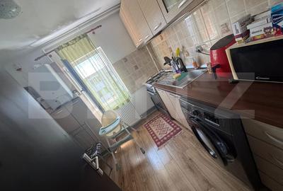 Apartament cu 2 camere decomandat, mobilat în Tractorul - 5