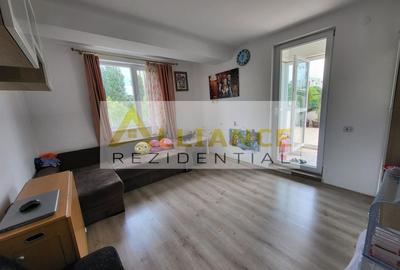 Apartament cu 3 camere decomandat, mobilat în Progresul