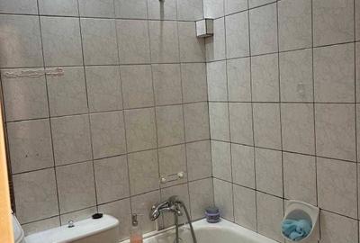 Garsonieră semidecomandată în Gruia