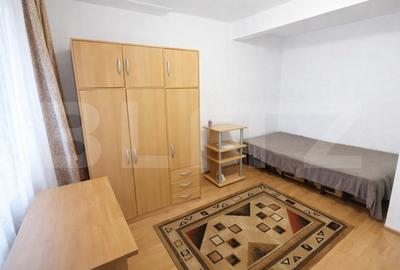 Garsonieră decomandată, mobilată în Central