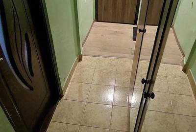 Apartament cu 2 camere semidecomandat în Energiei