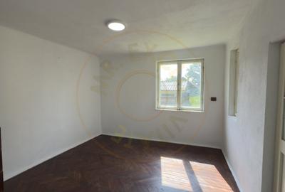 Casă individuală cu 3 camere cu Canalizare în Căteasca - 9