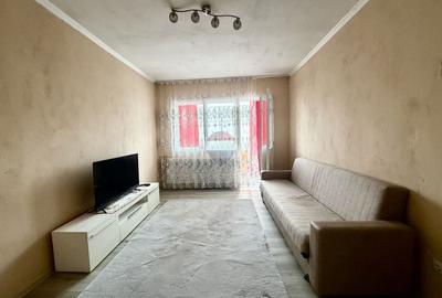 Apartament cu 3 camere decomandat, mobilat în Șega