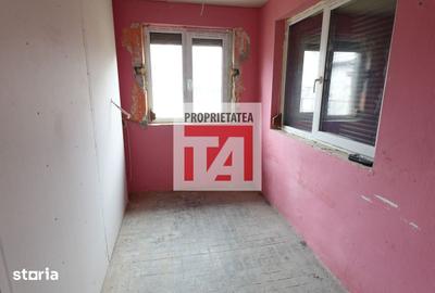 Casă cu 3 camere cu Teren 1733 Mp în Valea Chioarului - 9