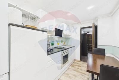 Apartament cu 3 camere decomandat în Central - 12