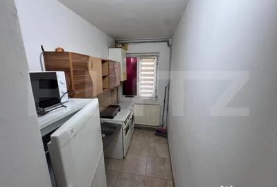 Apartament cu 2 camere nedecomandat în Micro 11