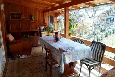Duplex cu 7 camere cu Canalizare în Central - 13