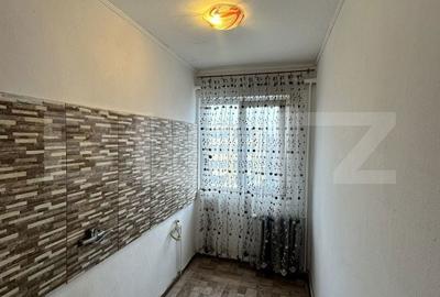 Apartament cu 2 camere semidecomandat în Craiovița Nouă - 2