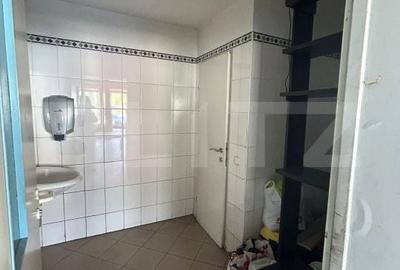 Spațiu comercial, de 390 mp, în Central - 5