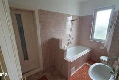 Casă cu 3 camere cu Teren 2795 Mp în Central - 3