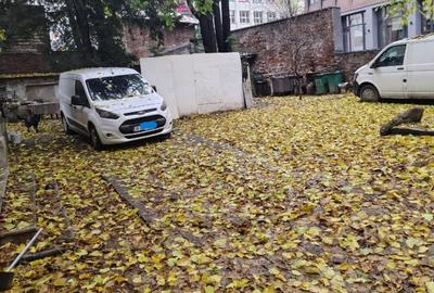 Teren Construcții intravilan de 550 mp, în Universitate - 1
