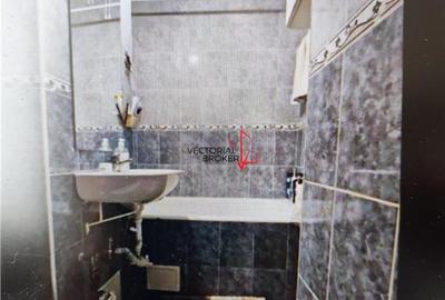 Apartament cu 2 camere decomandat în Tei - 4