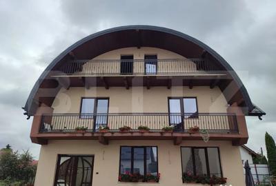 Casă cu 5 camere cu Teren 970 Mp în Rădăuți
