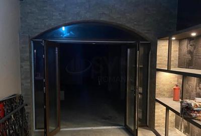Spațiu comercial, de 178 mp, în Centrul Istoric