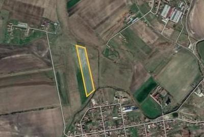 Teren de 39600 mp, în Gai