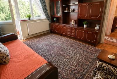 Apartament cu 3 camere semidecomandat în Far - 3