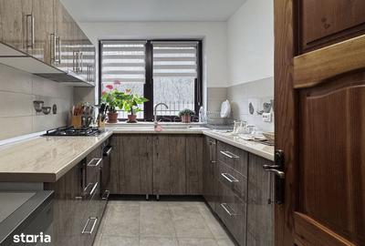 Casă cu 5 camere cu Teren 700 Mp în Central - 18