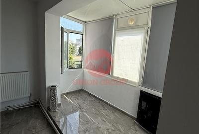 Apartament cu 3 camere decomandat în Tomis Nord
