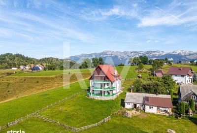 Casă cu 7 camere cu Garaj în Fundata - 8