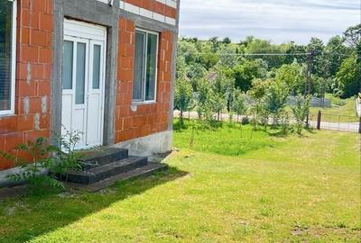 Casă cu 3 camere în Perieți - 3