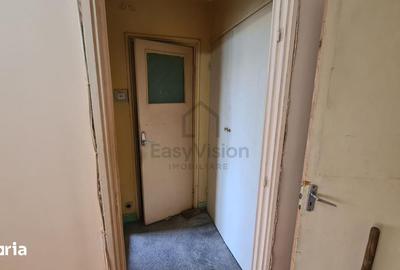 Apartament cu 2 camere semidecomandat în Vatra Luminoasă