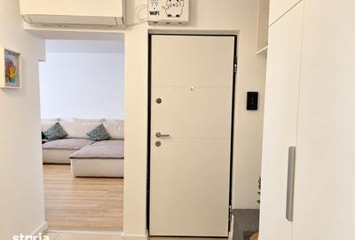 Apartament cu 3 camere în Tomis III