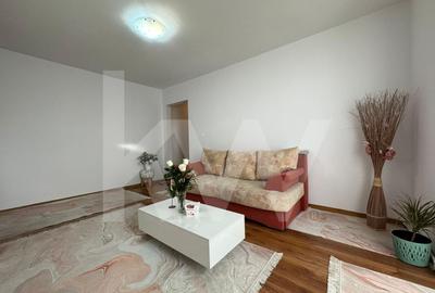 Apartament cu 3 camere semidecomandat, mobilat în Mihai Viteazul