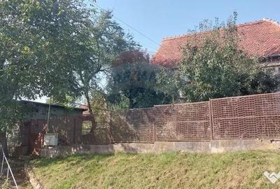 Casă cu 4 camere cu Teren 720 Mp în Central - 8