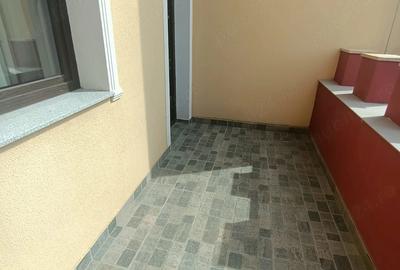 Apartament cu 2 camere decomandat în Moșnița Nouă
