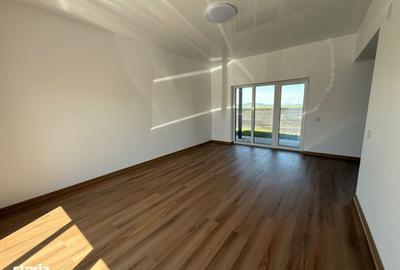 Casă cu 4 camere în Purcăreni - 4