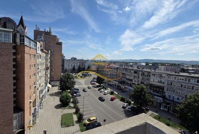 Apartament cu 2 camere decomandat în Central - 11