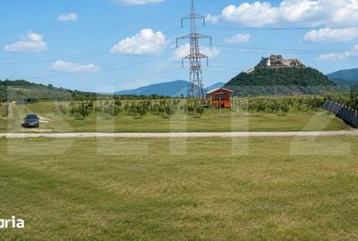 Teren de 176 mp, în Central