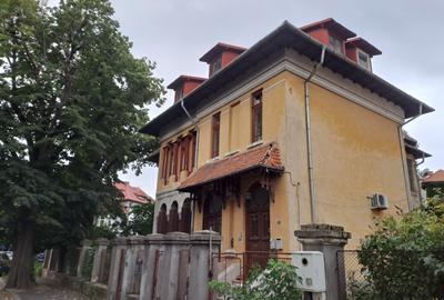 Apartament cu 9 camere circular în Cotroceni - 14