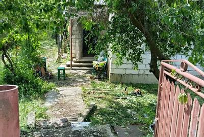Casă cu Teren 300 Mp în Central - 2