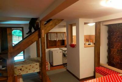 Casă cu 3 camere în Sântimbru - 1