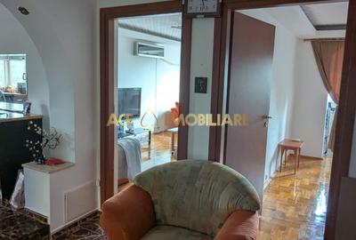 Apartament cu 4 camere decomandat, mobilat în Berceni - 3