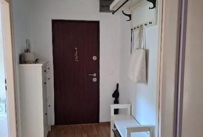 Apartament cu 2 camere decomandat în Crângași