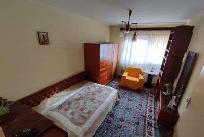 Apartament cu 2 camere circular în Alexandru Obregia