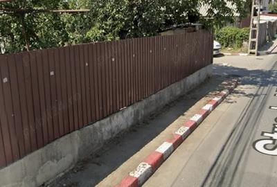 Teren de 440 mp, în Central