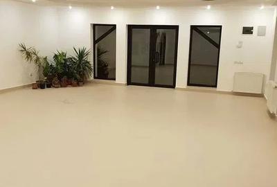 Spațiu comercial, de 75 mp, în Central - 2