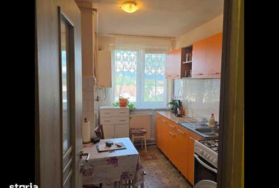 Apartament cu 2 camere decomandat în Progresul