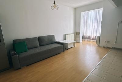 Apartament cu 3 camere decomandat în Titan - 4