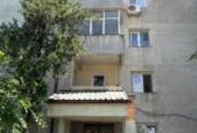 Apartament cu 3 camere în Alexandru cel Bun