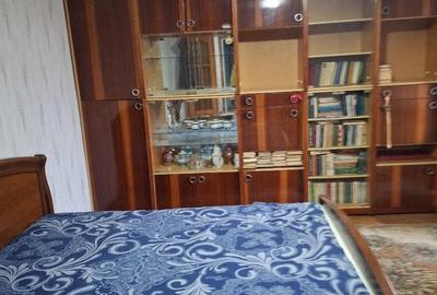 Apartament cu 2 camere decomandat în Olteniței