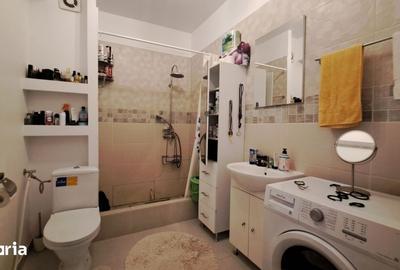 Apartament cu 2 camere semidecomandat în Dâmbul Rotund