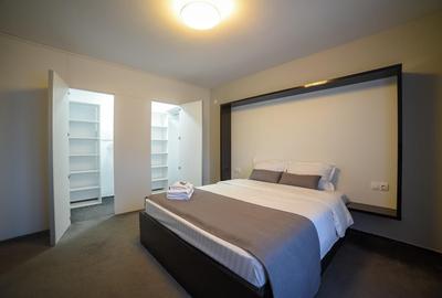 Apartament cu 2 camere decomandat în Tractorul - 2