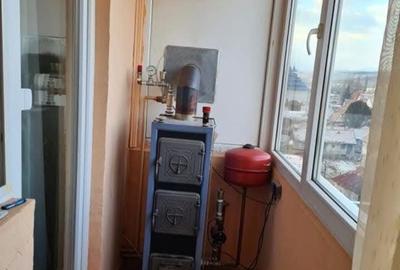 Apartament cu 4 camere decomandat în Central - 8