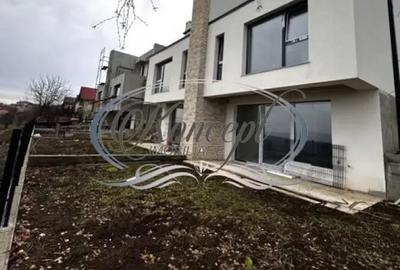 Casă cu 4 camere cu Teren 200 Mp în Borhanci