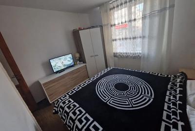 Apartament cu 3 camere semidecomandat, mobilat în Baciu
